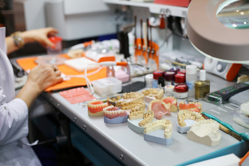 prothesiste dentaire laboratoire Meilleurs vœux l'ensemble du laboratoire ac dentaire vous présente ses meilleurs vœux pour cette nouvelle année qu'elle soit ponctuée d'instants de bonheur, que santé, prospérité et réussite professionnelle vous accompagnent. prothesiste dentaire laboratoire Meilleurs vœux l'ensemble du laboratoire ac dentaire vous présente ses meilleurs vœux pour cette nouvelle année qu'elle soit ponctuée d'instants de bonheur, que santé, prospérité et réussite professionnelle vous accompagnent.